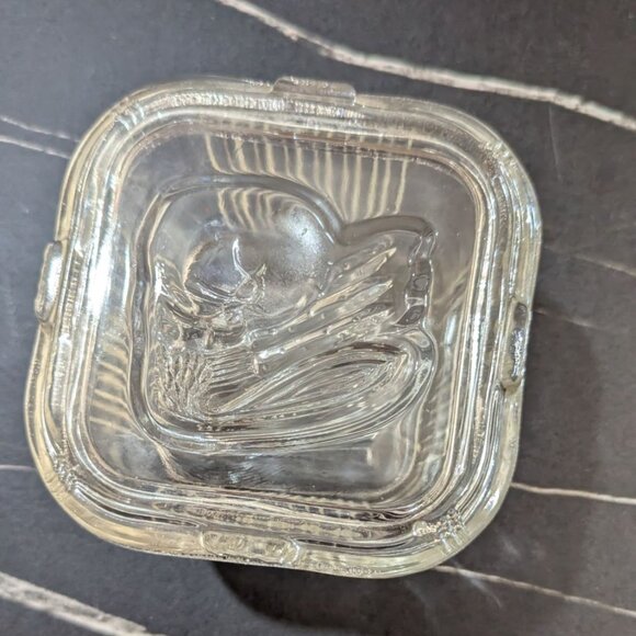 Federal Glass Vintage Clear Ribbed Refrigerator Dish With Apple Design Lid 4" - Picture 2 of 9